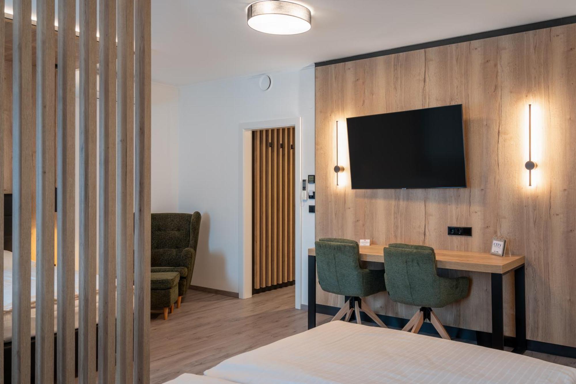 City Hotel تشوكيراو المظهر الخارجي الصورة